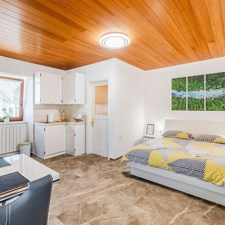 Apartmaji Mausi Бовец Экстерьер фото