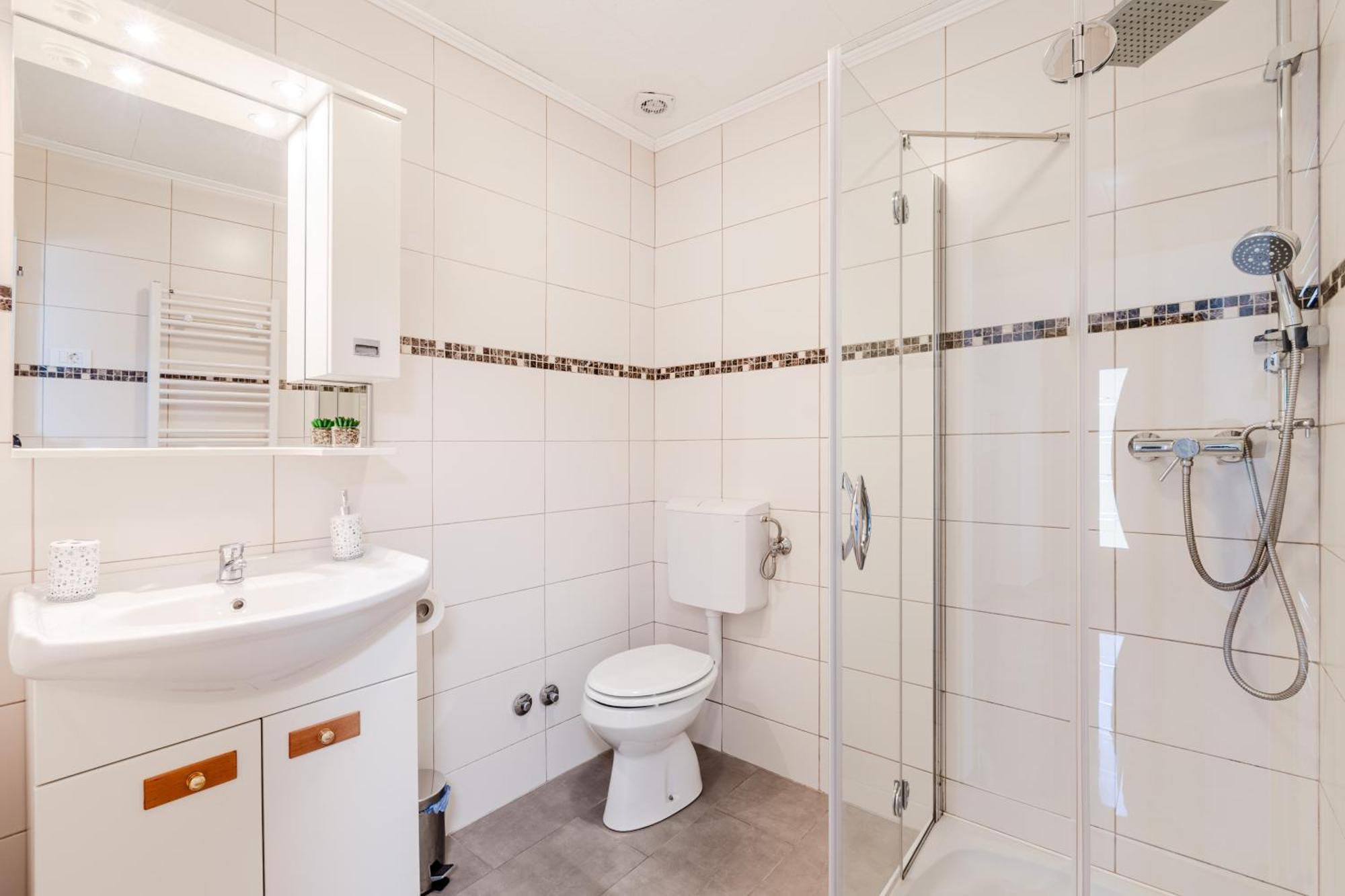 Apartmaji Mausi Бовец Экстерьер фото