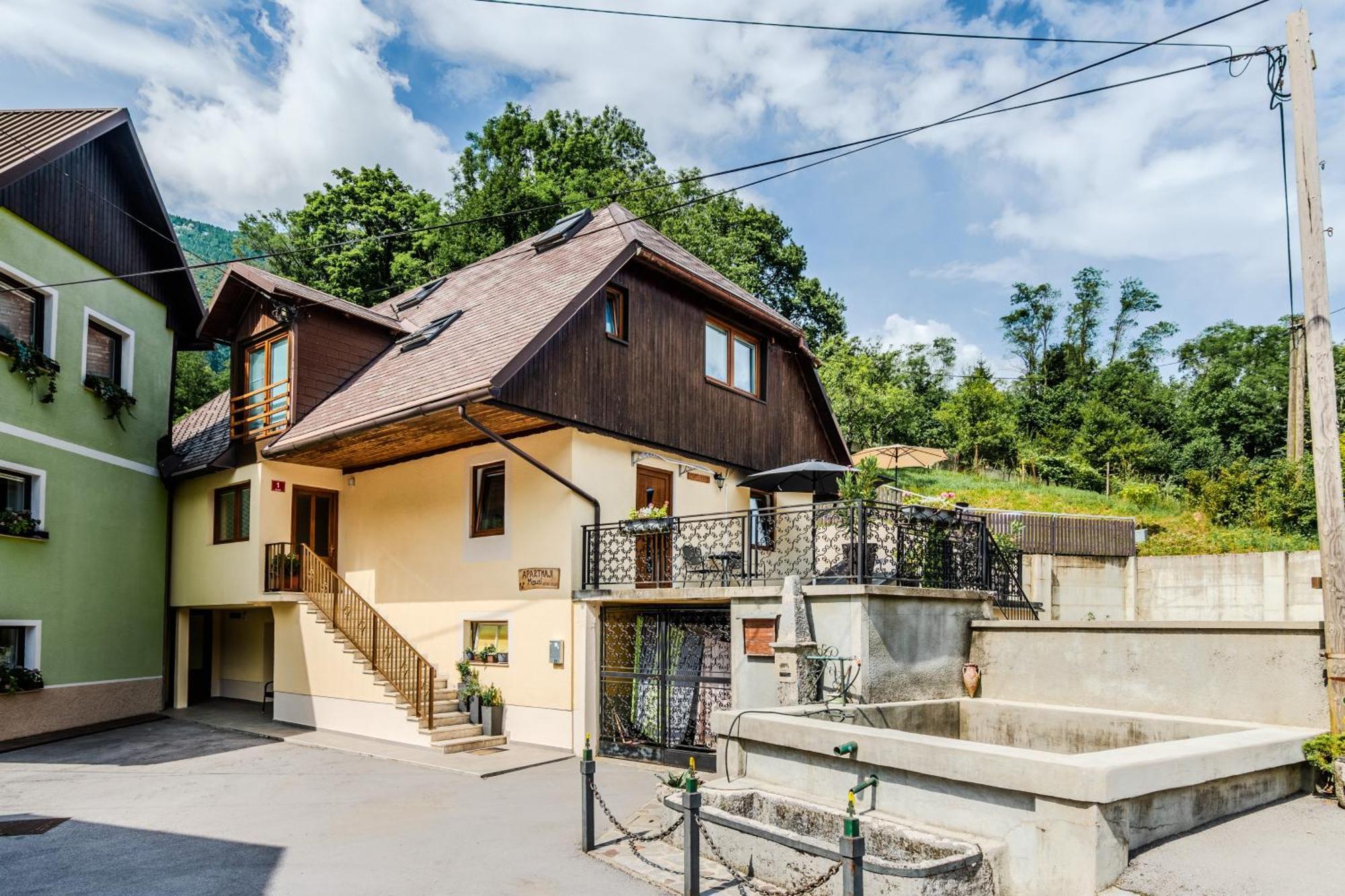 Apartmaji Mausi Бовец Экстерьер фото
