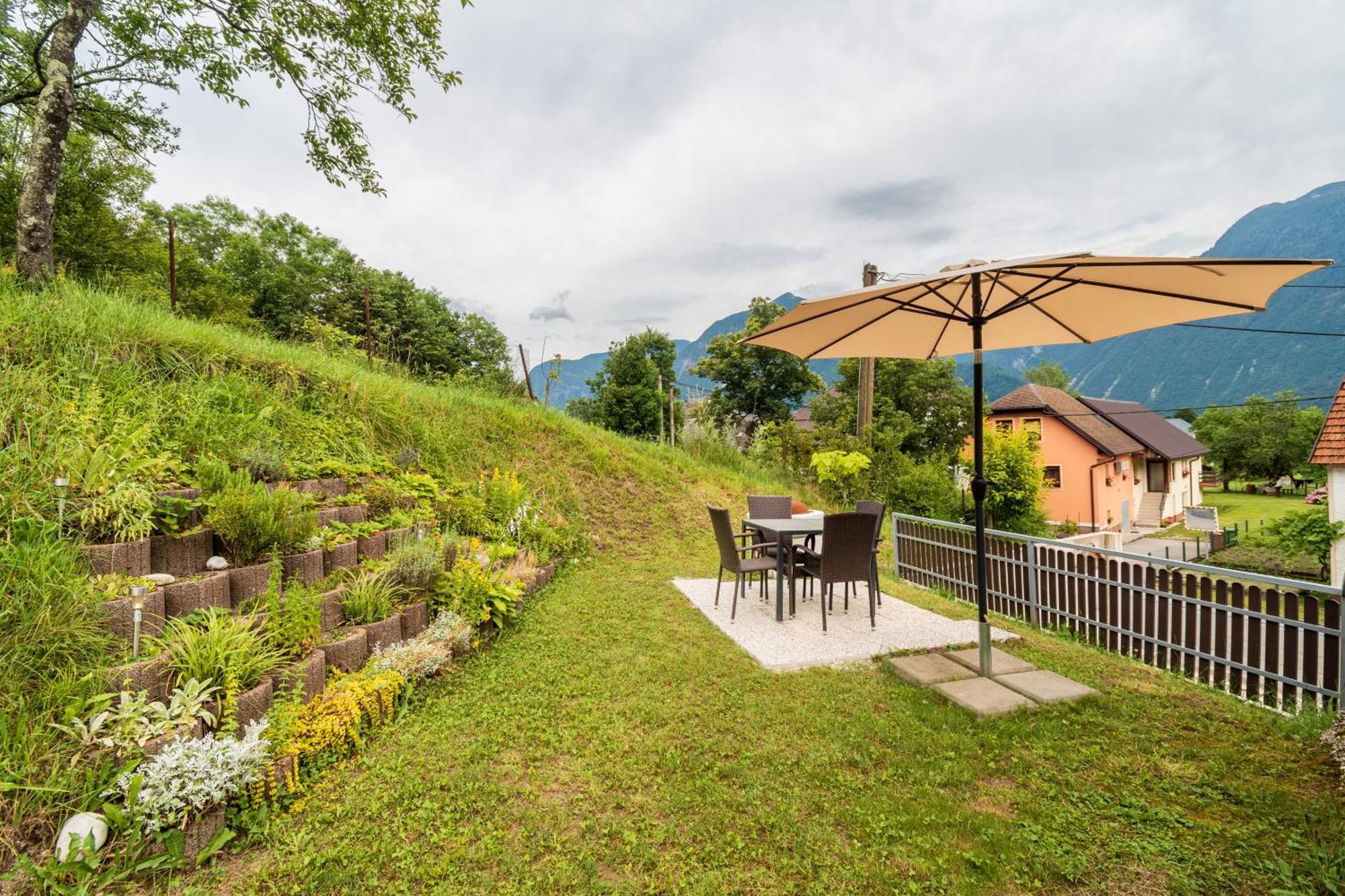 Apartmaji Mausi Бовец Экстерьер фото