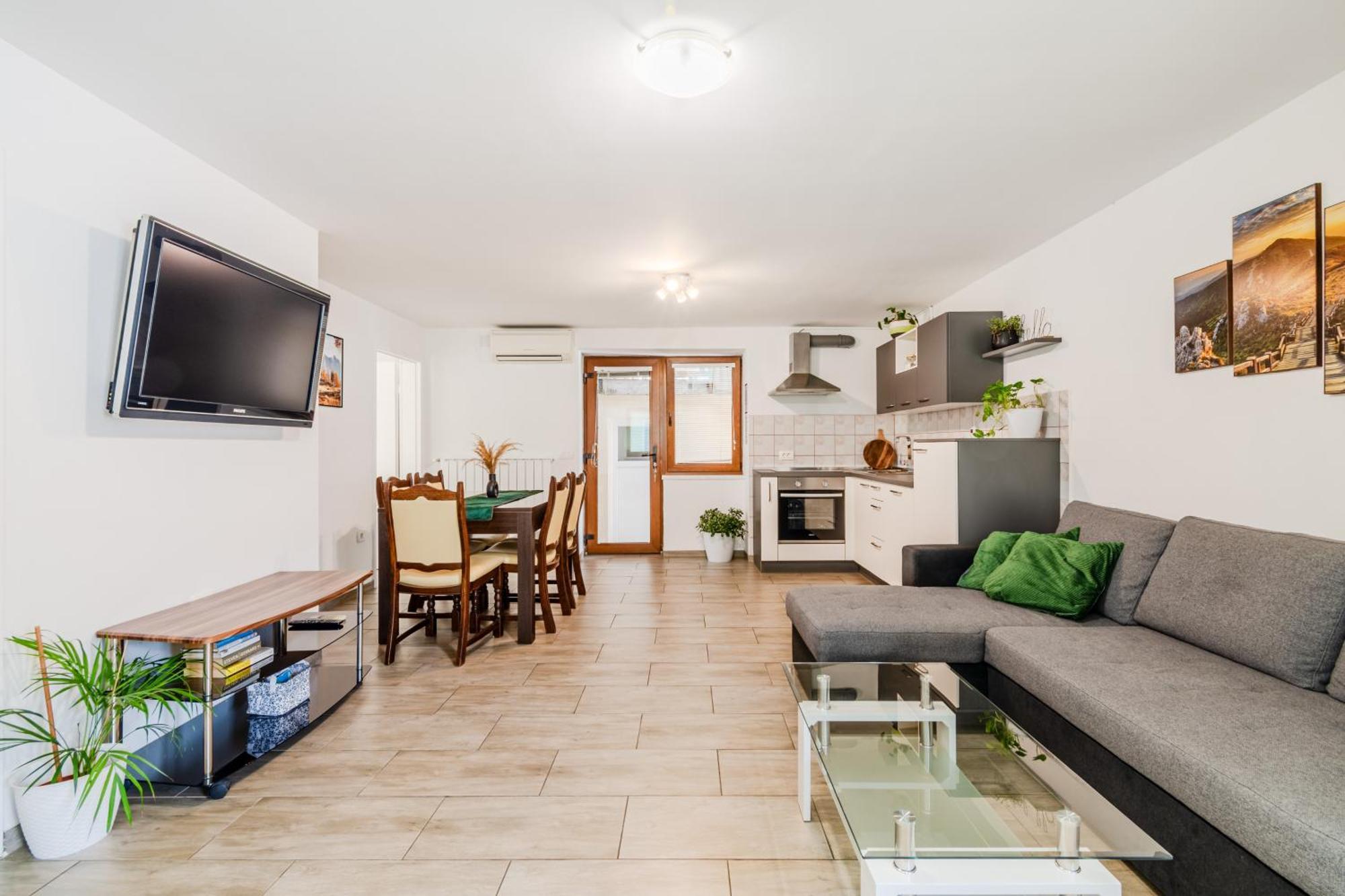 Apartmaji Mausi Бовец Экстерьер фото
