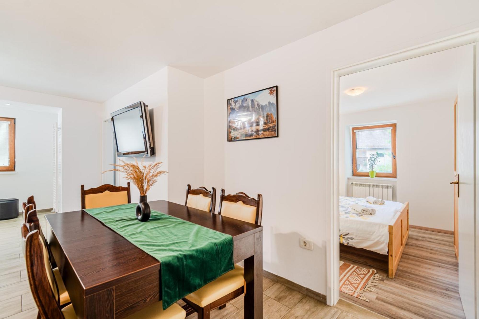 Apartmaji Mausi Бовец Экстерьер фото